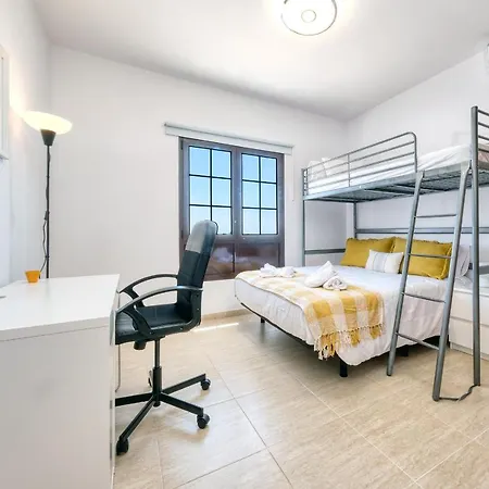 Casa Yare, Shared Pool, Air-con, Fast Wifi