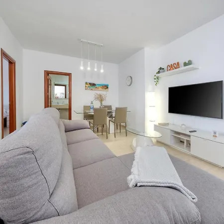 Vakantiehuis Casa Yare, Shared Pool, Air-con, Fast Wifi *