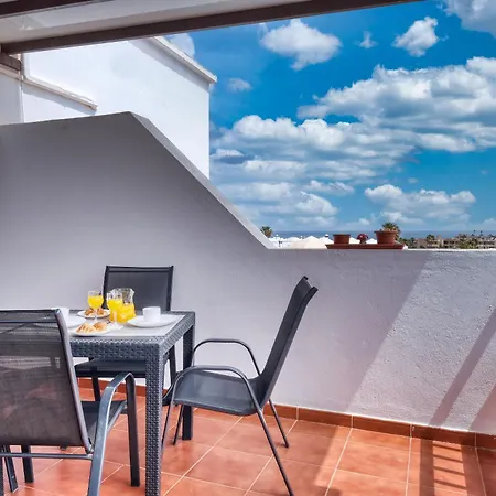 Casa Yare, Shared Pool, Air-con, Fast Wifi * Costa Teguise