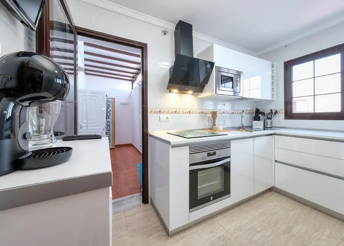 Ferienhaus Casa Yare, Shared Pool, Air-con, Fast Wifi