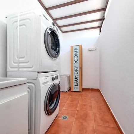 Casa Yare, Shared Pool, Air-con, Fast Wifi * 科斯塔特吉塞