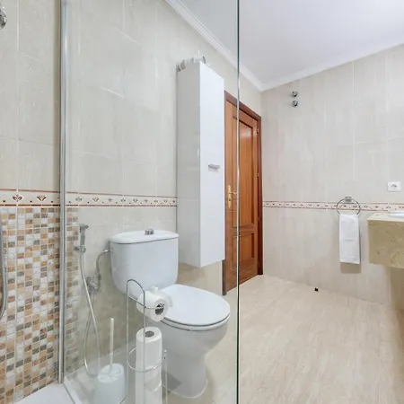 Casa Yare, Shared Pool, Air-con, Fast Wifi 度假居 *